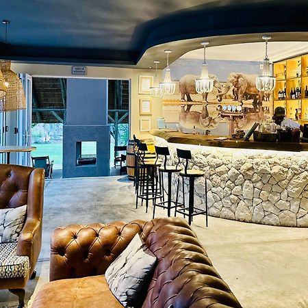 Toshari Lodge Окауквейо Екстер'єр фото