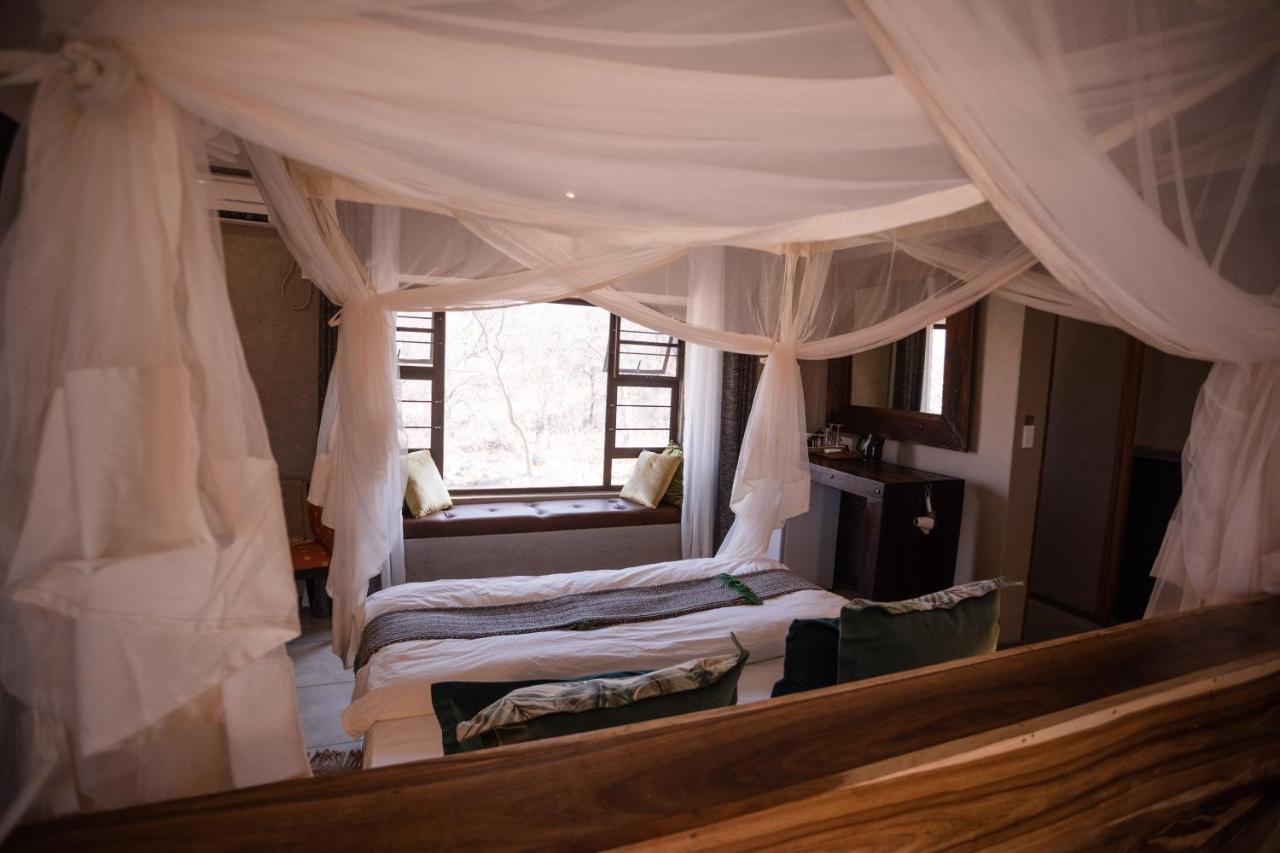 Toshari Lodge Окауквейо Екстер'єр фото