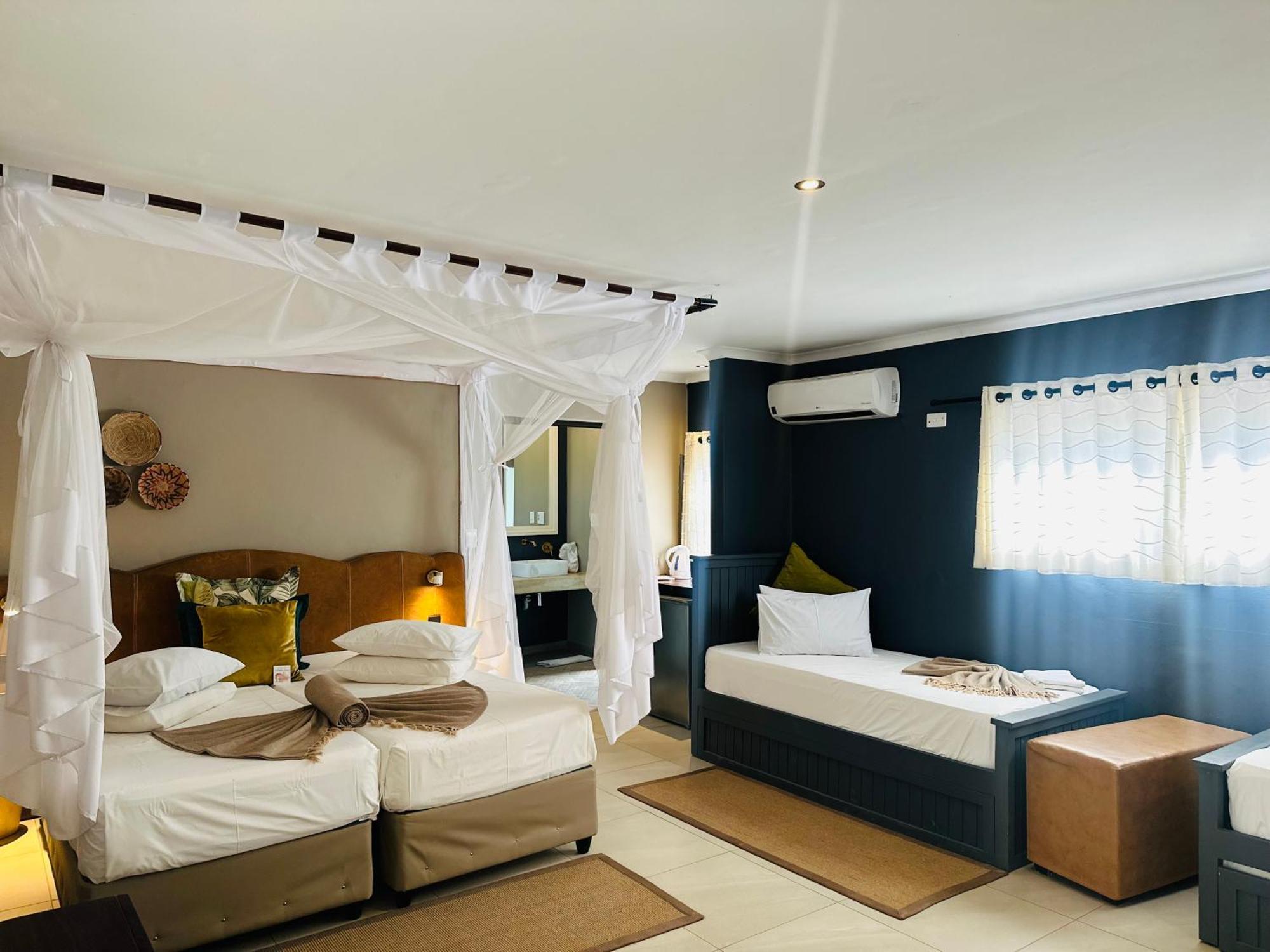Toshari Lodge Окауквейо Екстер'єр фото